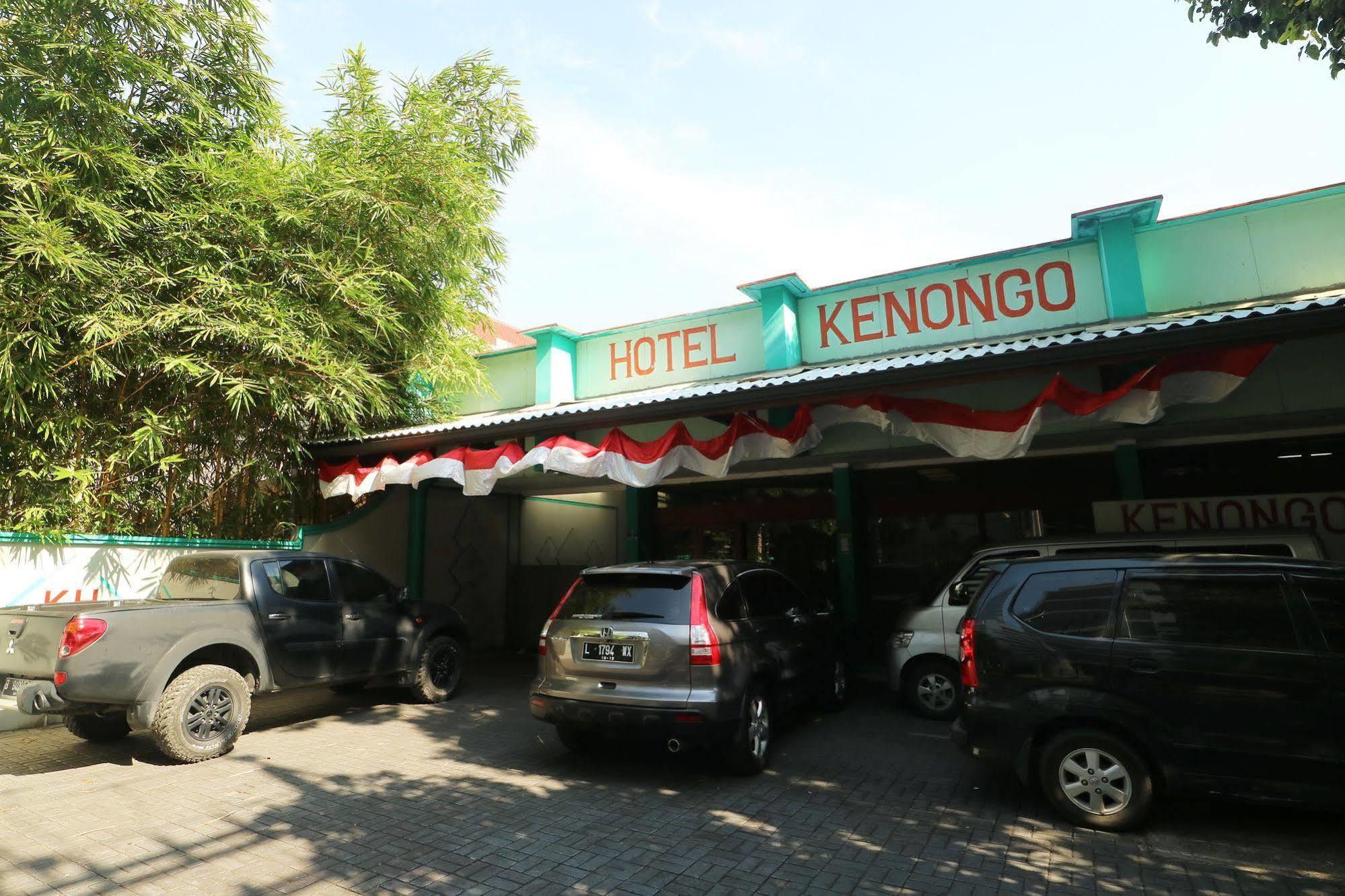 Hotel Kenongo Surabaja Zewnętrze zdjęcie